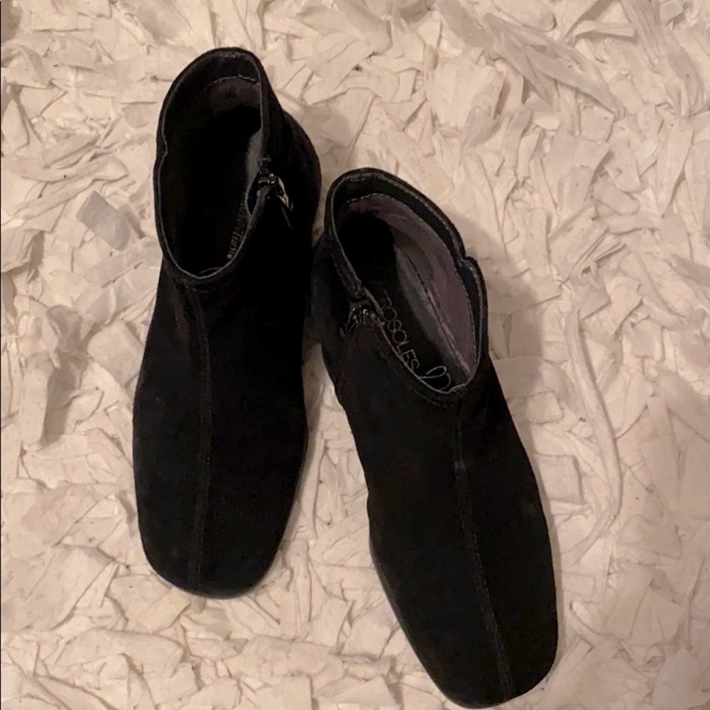 Aerosoles Double Trouble size 5 ankle boot